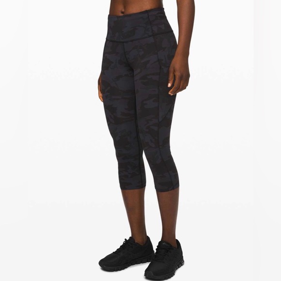 Lululemon 4 Fast and Free Crop II 19